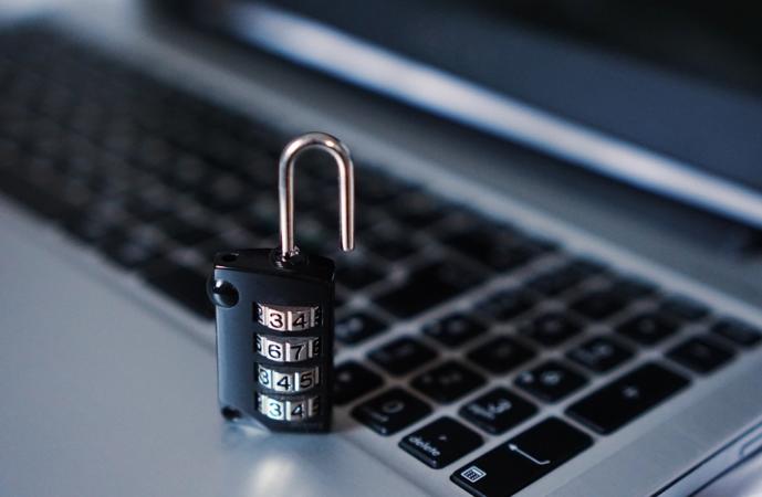 Report: Cybercrimes Are Increasing On Social Media Apps