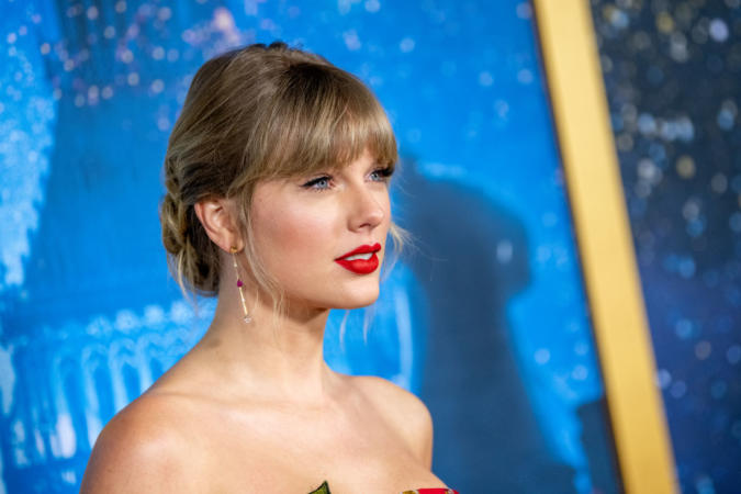 Taylor Swift Donates to Black In Fashion Council After Backlash From 'Folklore' Rip-Off Claims