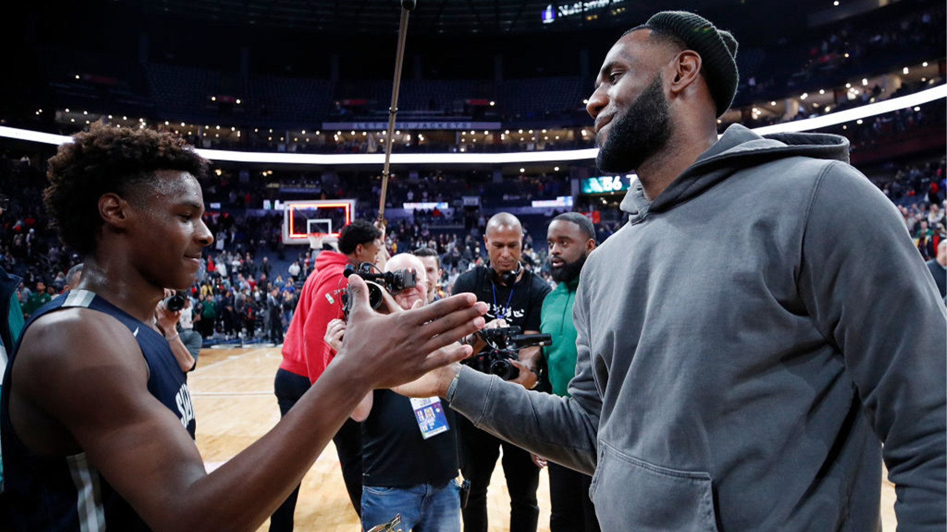 Bronny James Inks NIL Deal With Nike At The Same Age His Dad LeBron James Signed His First Deal With The Company